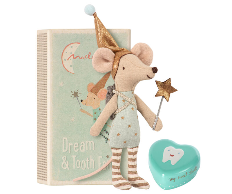 Maileg Tooth Fairy Boy Mouse With Metal Heart: 16-8731-01